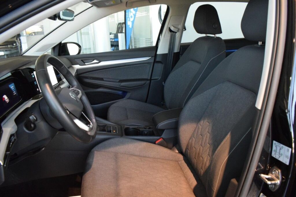 webc vehicle 323073 429892291 005.jpg