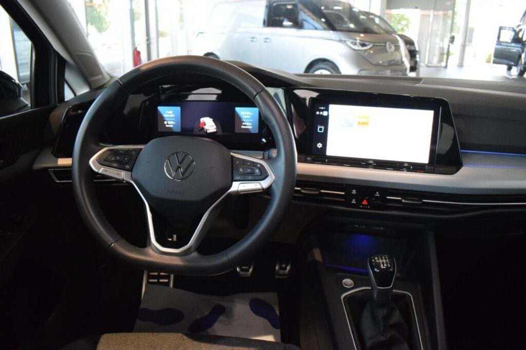webc vehicle 323073 429892291 010.jpg