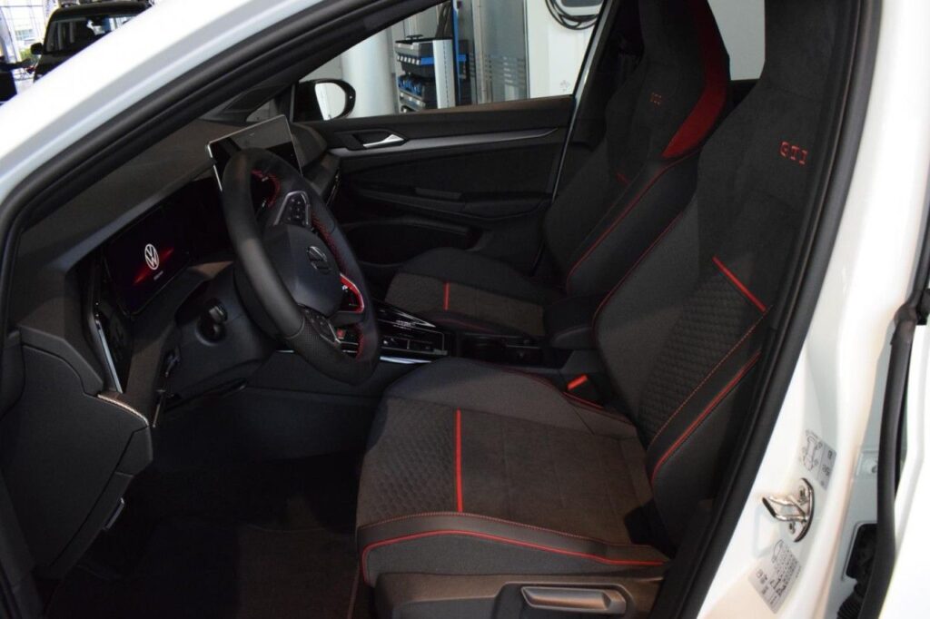 webc vehicle 340556 430314340 005.jpg