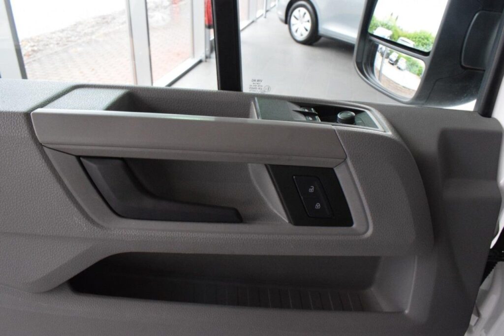 webc vehicle 340557 430554974 006.jpg