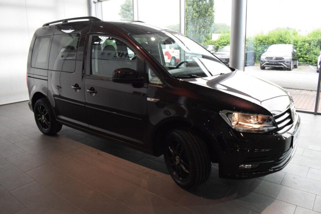 webc vehicle 340559 430554989 002.jpg
