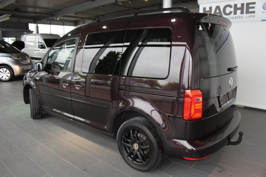 webc vehicle 340559 430554989 004.jpg