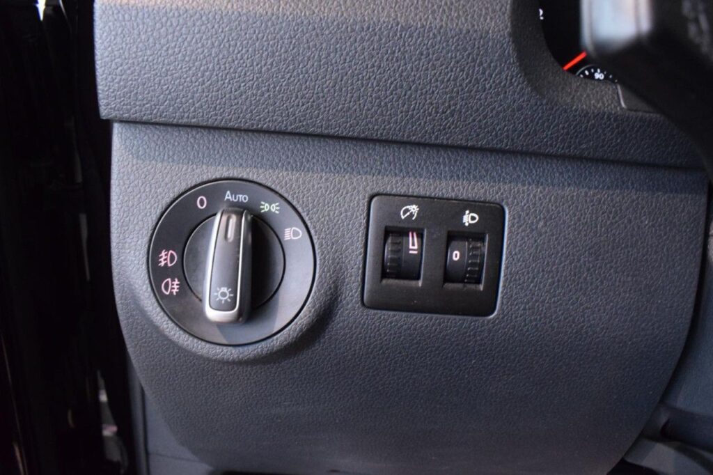 webc vehicle 340559 430554989 015.jpg