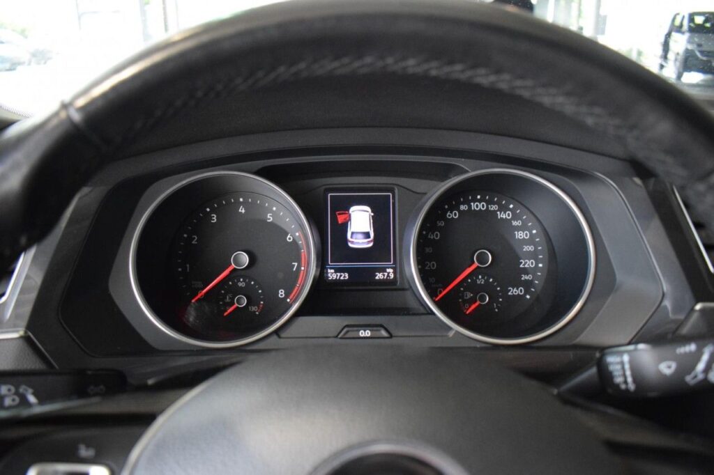 webc vehicle 345215 430777373 014.jpg