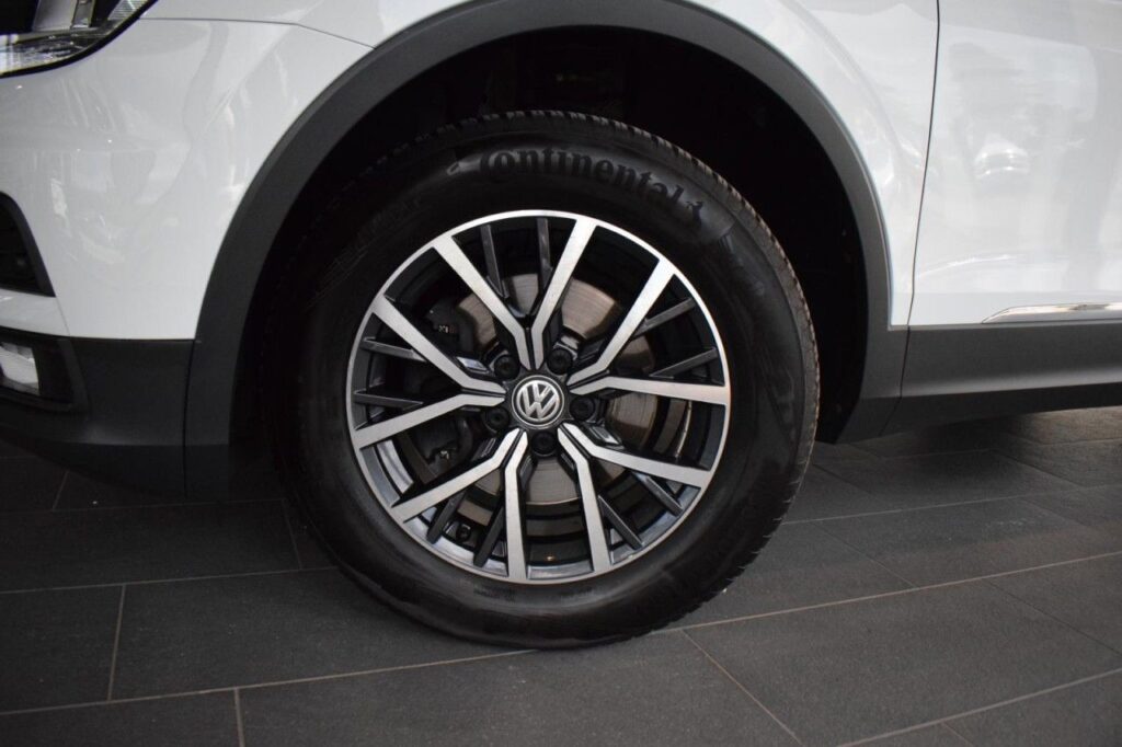 webc vehicle 345215 430777373 019.jpg