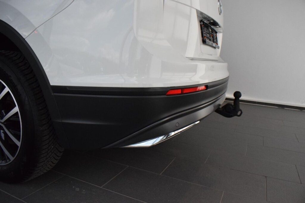 webc vehicle 345215 430777373 020.jpg