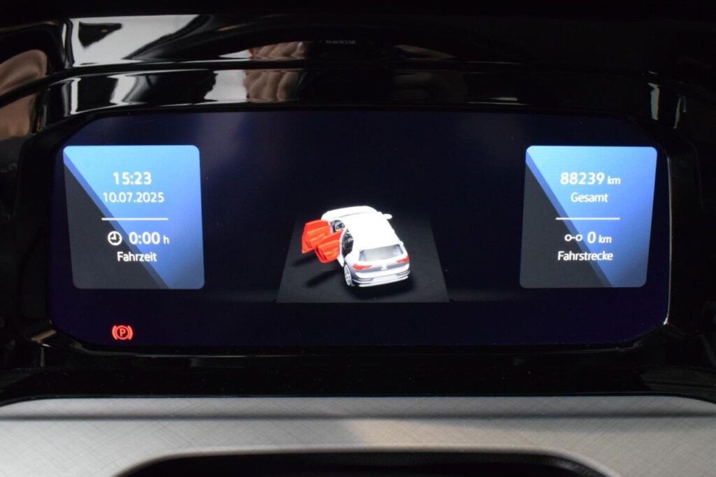 webc vehicle 347651 430864652 013.jpg