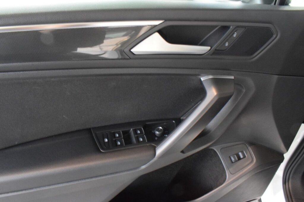 webc vehicle 347654 430864673 006.jpg