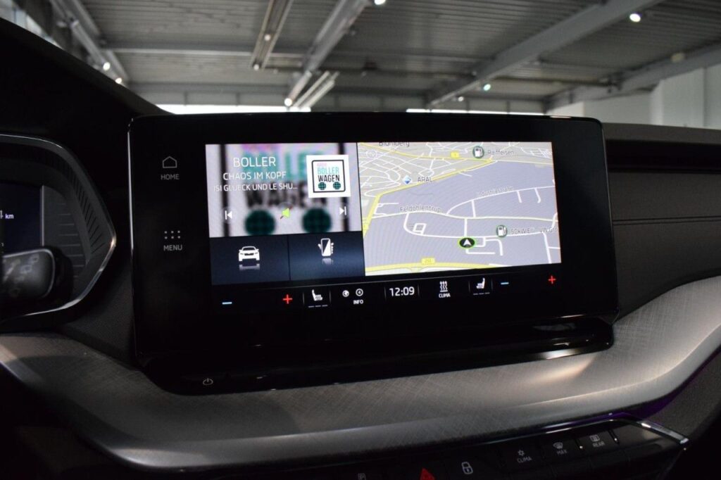 webc vehicle 350065 430947780 012.jpg