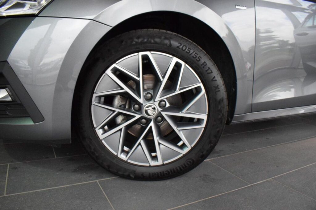 webc vehicle 350065 430947780 016.jpg