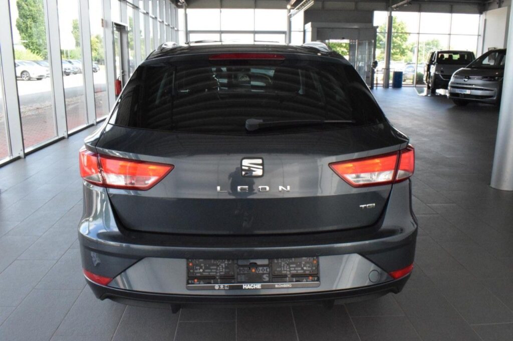 Seat Leon Exposé-Bild 5