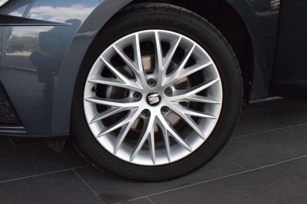 Seat Leon Exposé-Bild 15