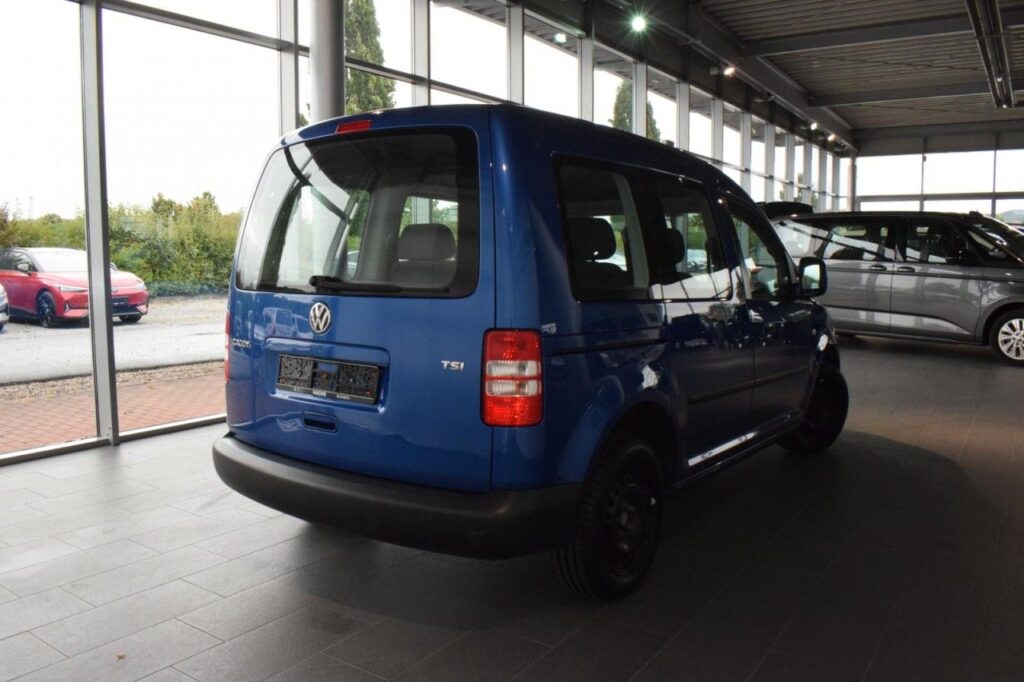 Volkswagen Caddy Exposé-Bild 3