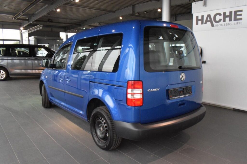 Volkswagen Caddy Exposé-Bild 4