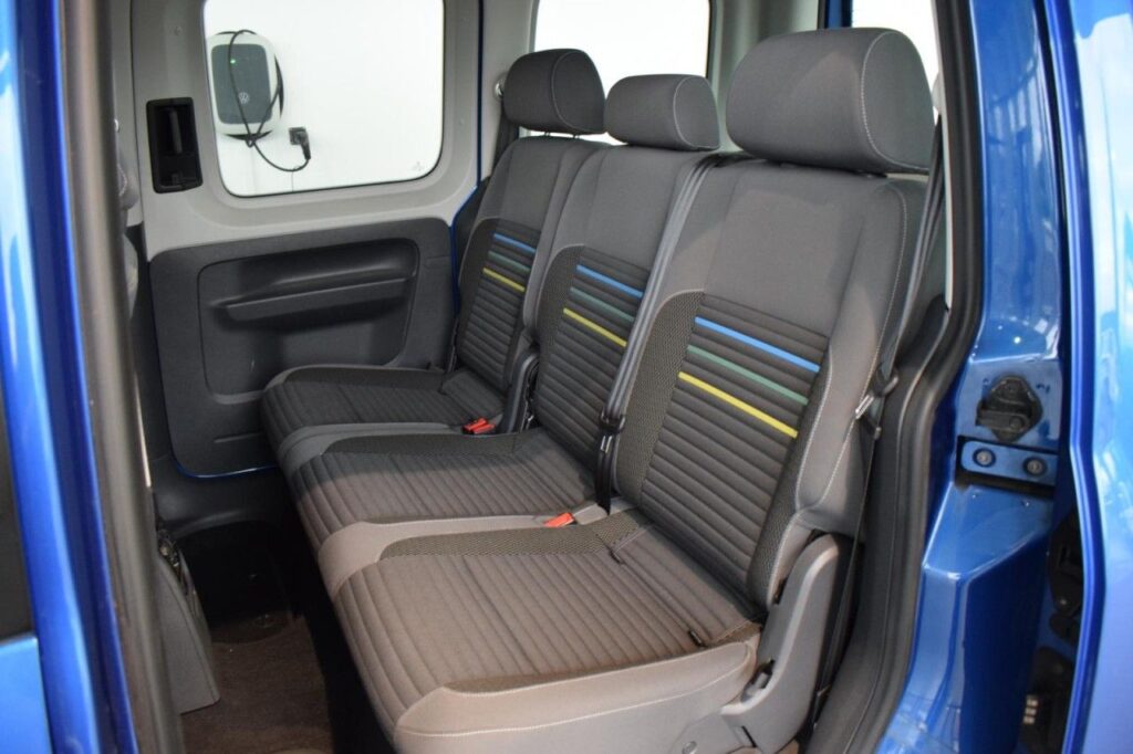 Volkswagen Caddy Exposé-Bild 8