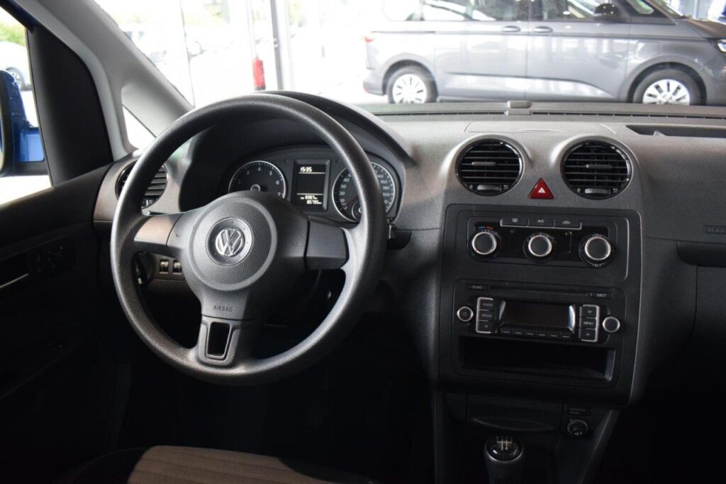 Volkswagen Caddy Exposé-Bild 10