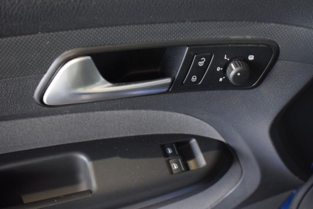 Volkswagen Caddy Exposé-Bild 11