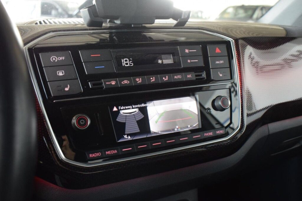 webc vehicle 392672 432531358 015.jpg