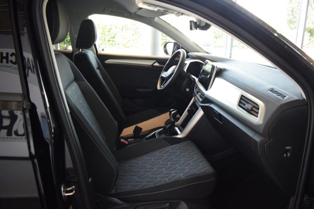webc vehicle 392673 432531363 007.jpg