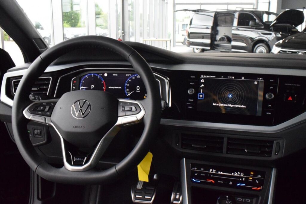 Volkswagen Polo Exposé-Bild 10