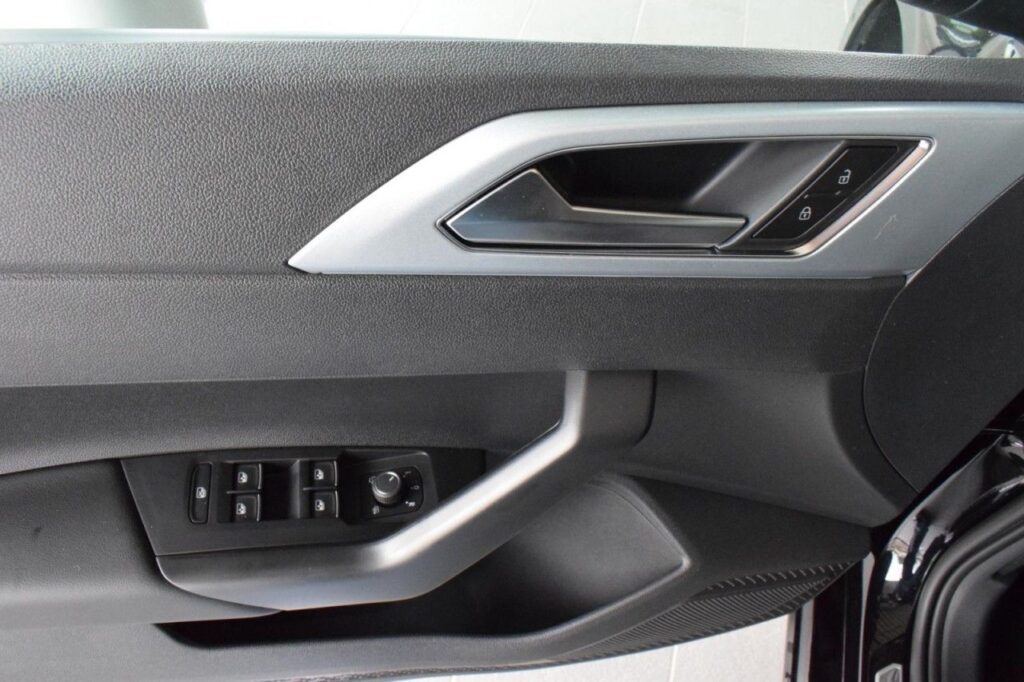 Volkswagen Polo Exposé-Bild 11
