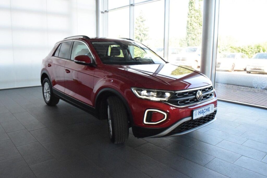 Volkswagen T-Roc Exposé-Bild 2