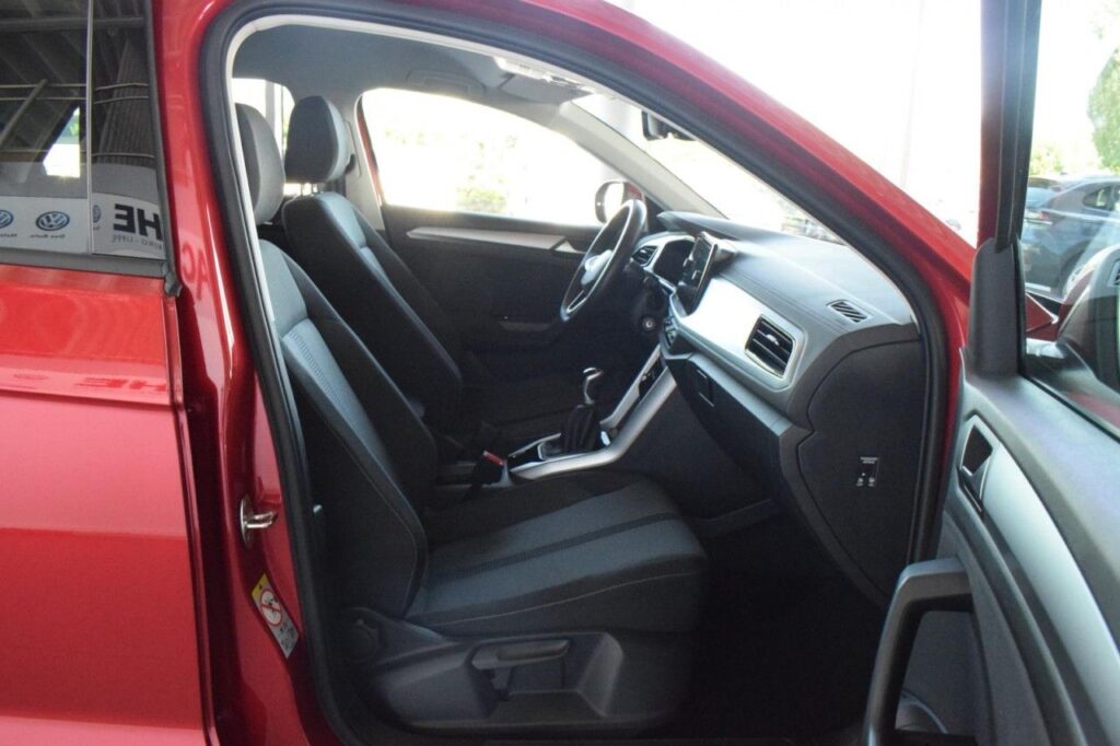 Volkswagen T-Roc Exposé-Bild 9