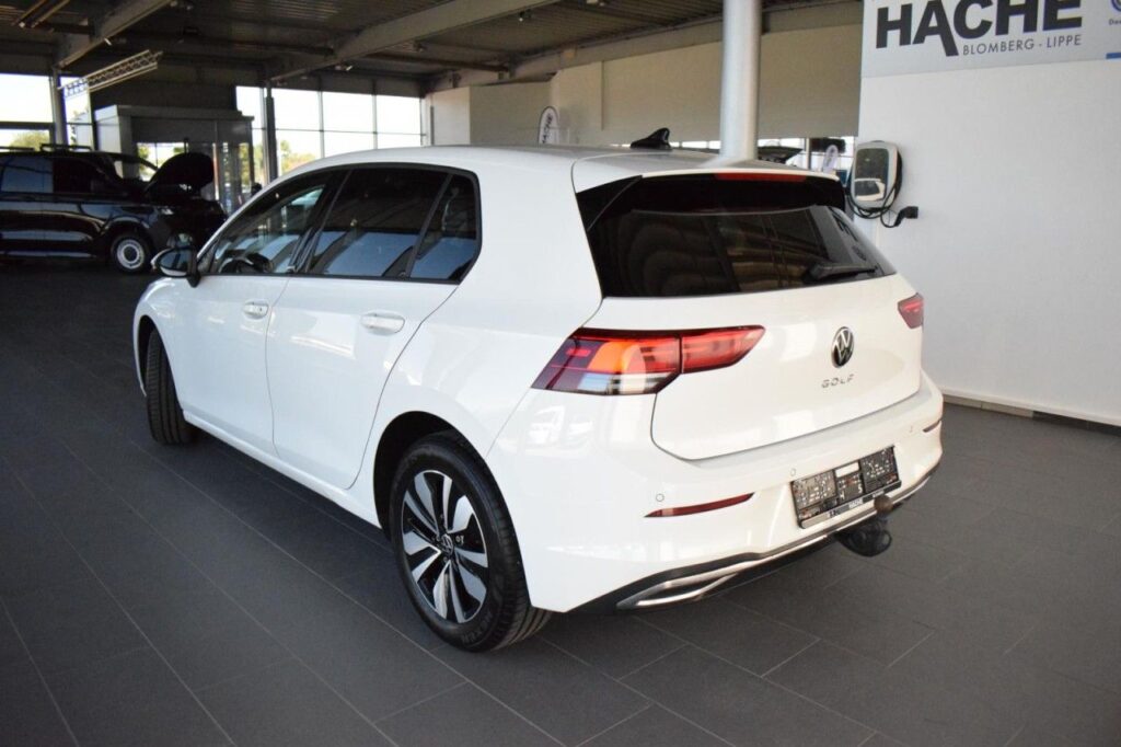 Volkswagen Golf Exposé-Bild 4