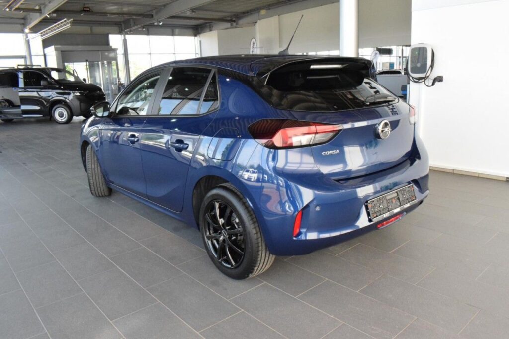 Opel Corsa Exposé-Bild 4