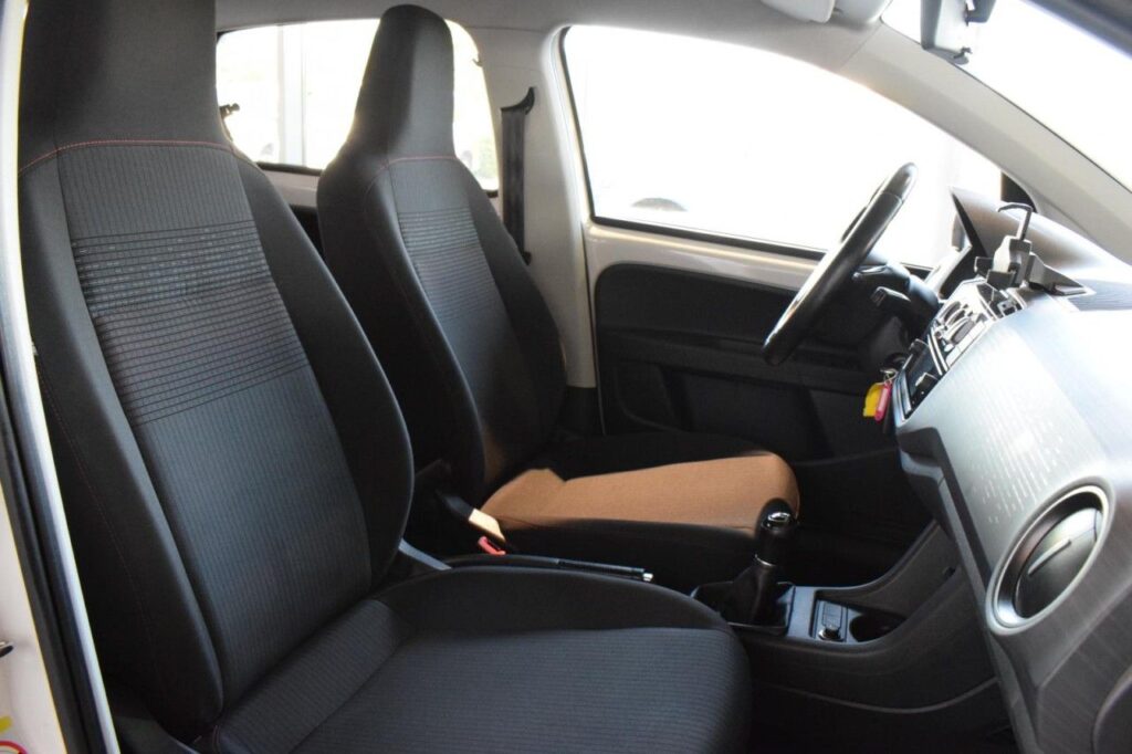 Volkswagen up! Exposé-Bild 7