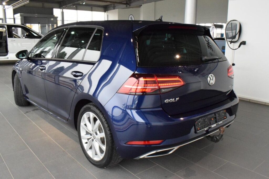 Volkswagen Golf Exposé-Bild 4