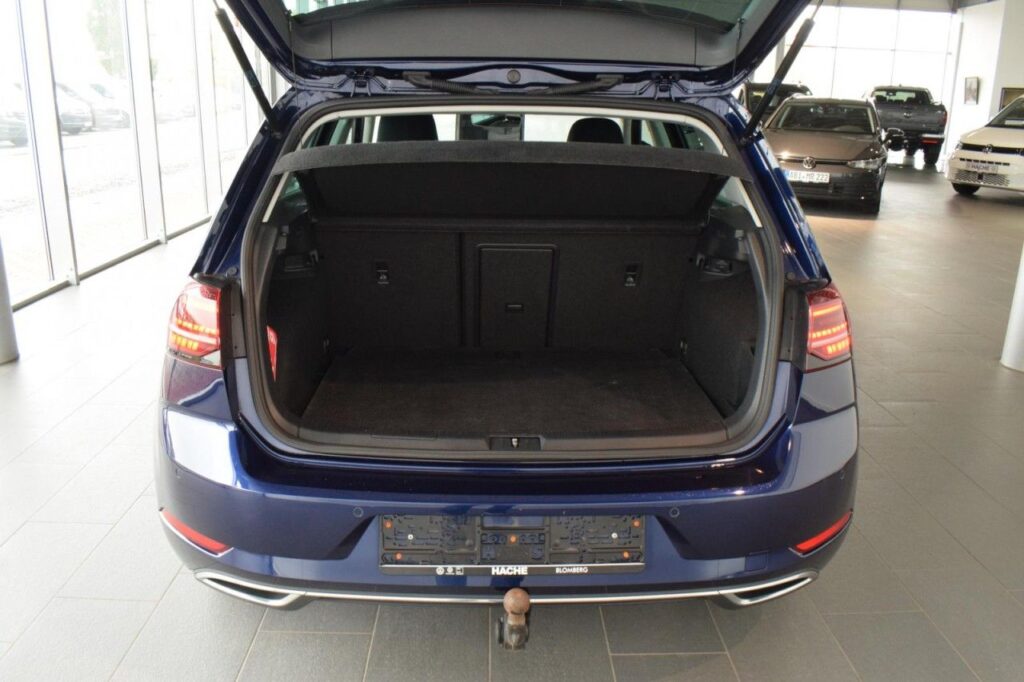 Volkswagen Golf Exposé-Bild 6