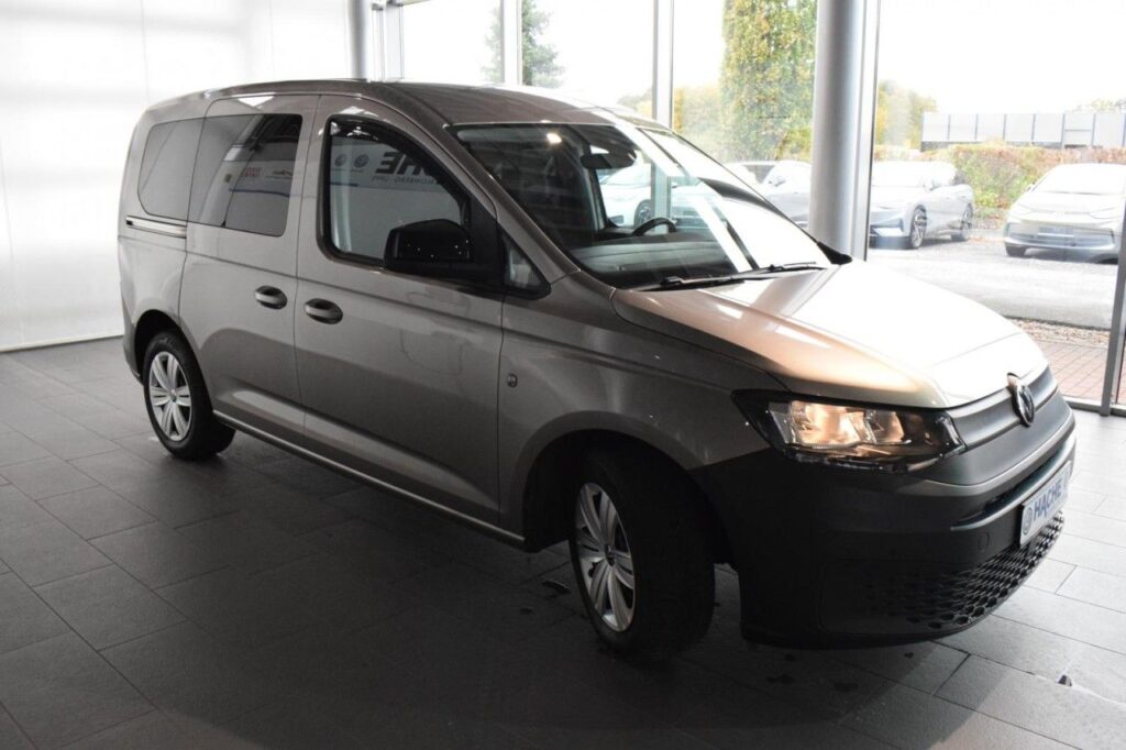 Volkswagen Caddy Exposé-Bild 2