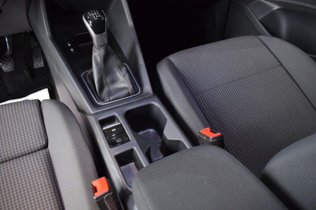 Volkswagen Caddy Exposé-Bild 11