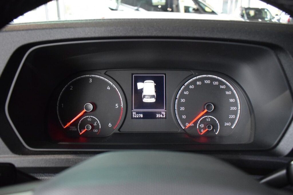 Volkswagen Caddy Exposé-Bild 13