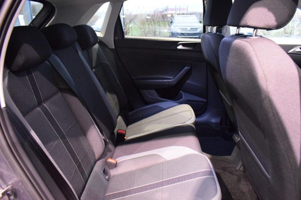 Volkswagen Polo Exposé-Bild 8