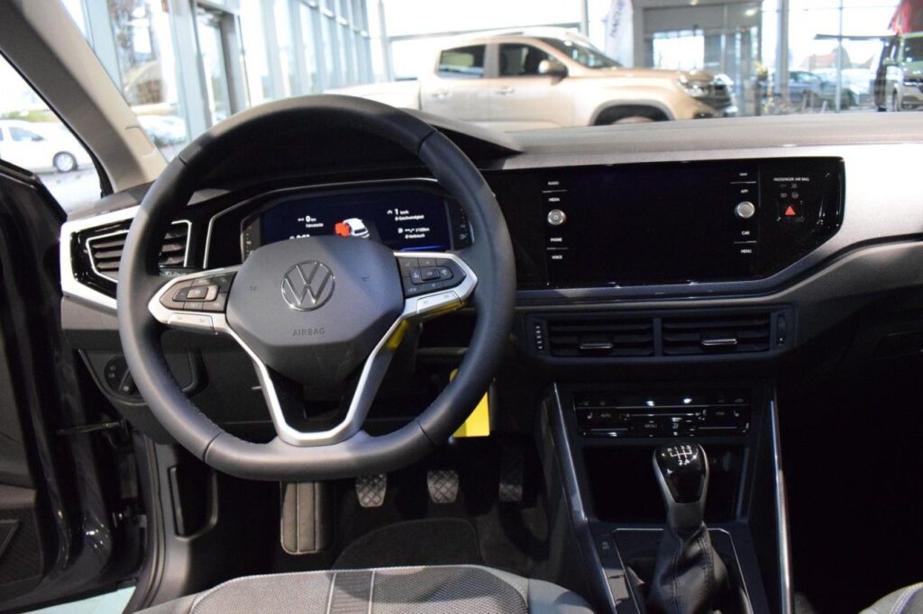 Volkswagen Polo Exposé-Bild 10