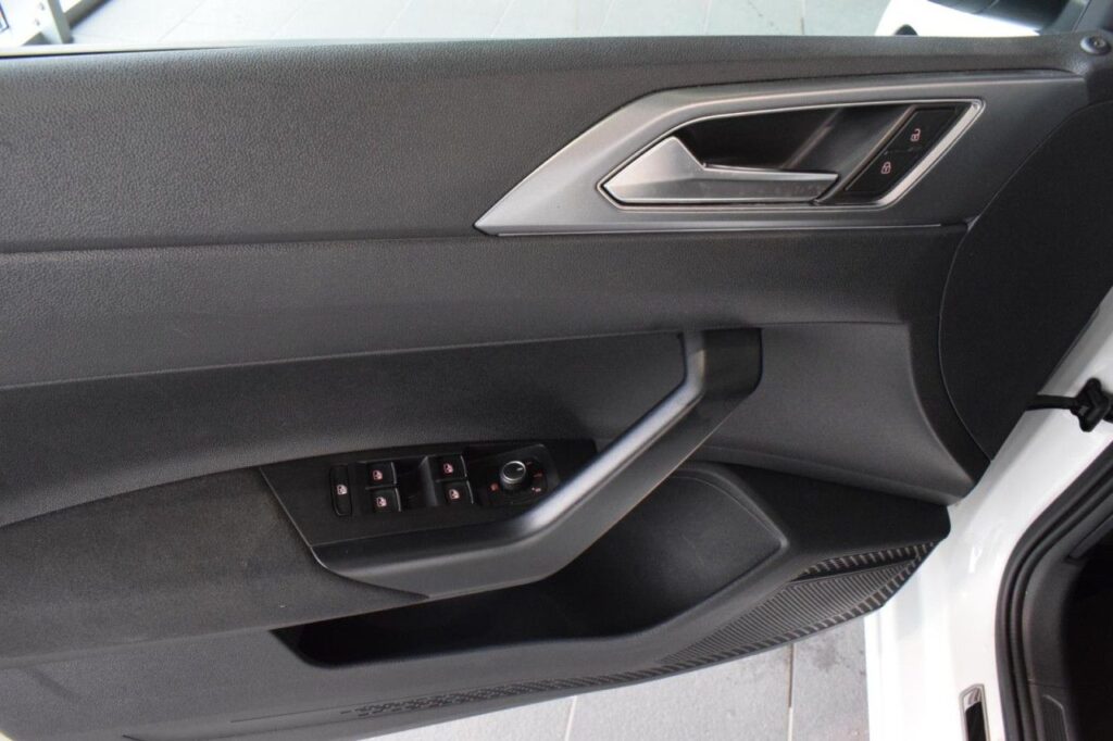 Volkswagen Polo Exposé-Bild 6