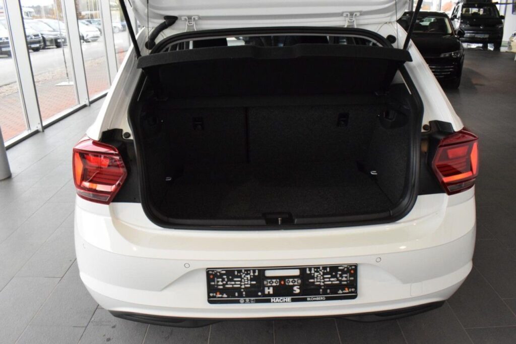 Volkswagen Polo Exposé-Bild 9