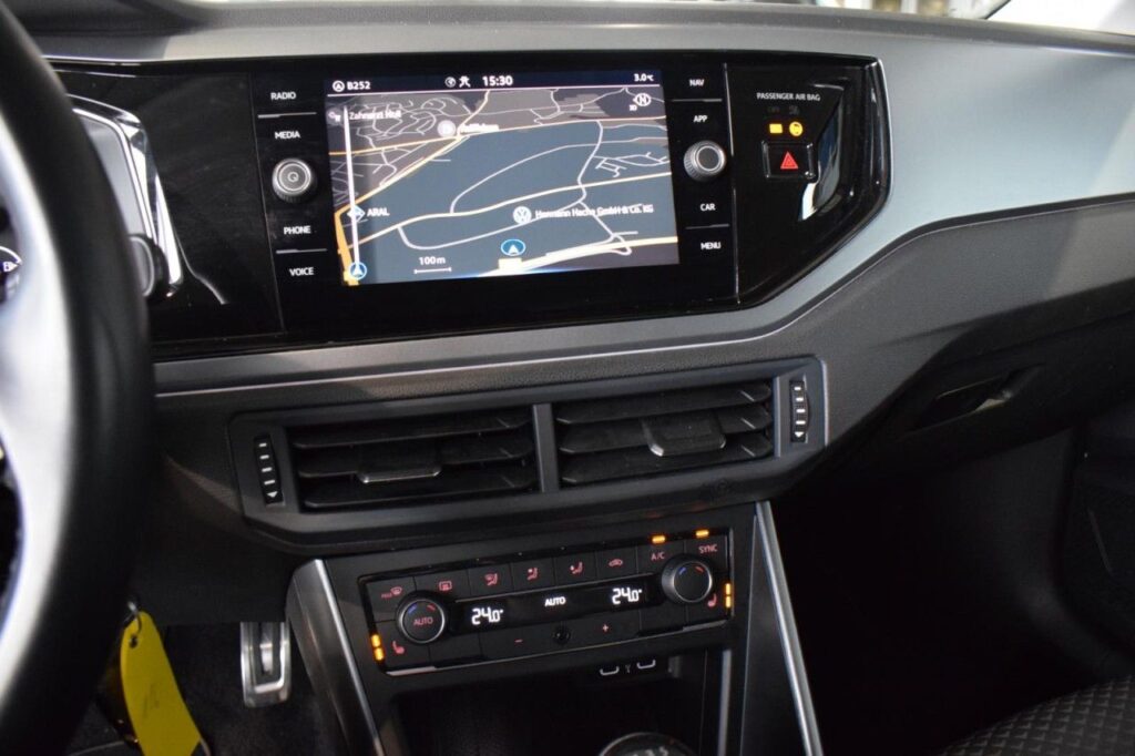 Volkswagen Polo Exposé-Bild 12