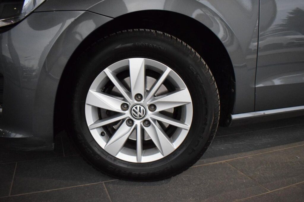 Volkswagen Golf Sportsvan Exposé-Bild 16