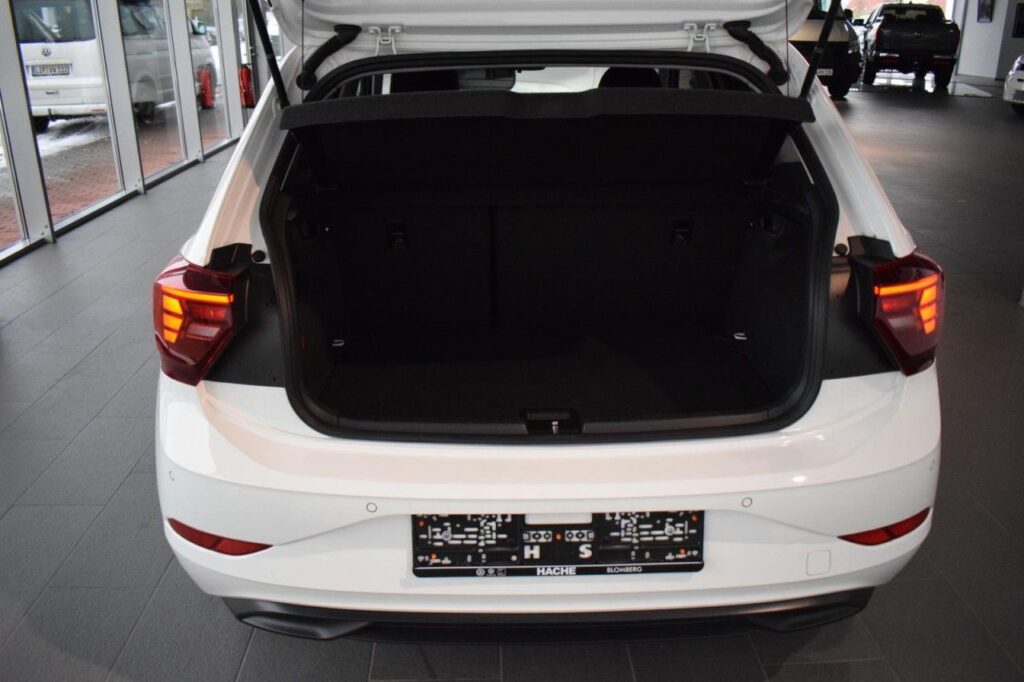 Volkswagen Polo Exposé-Bild 10