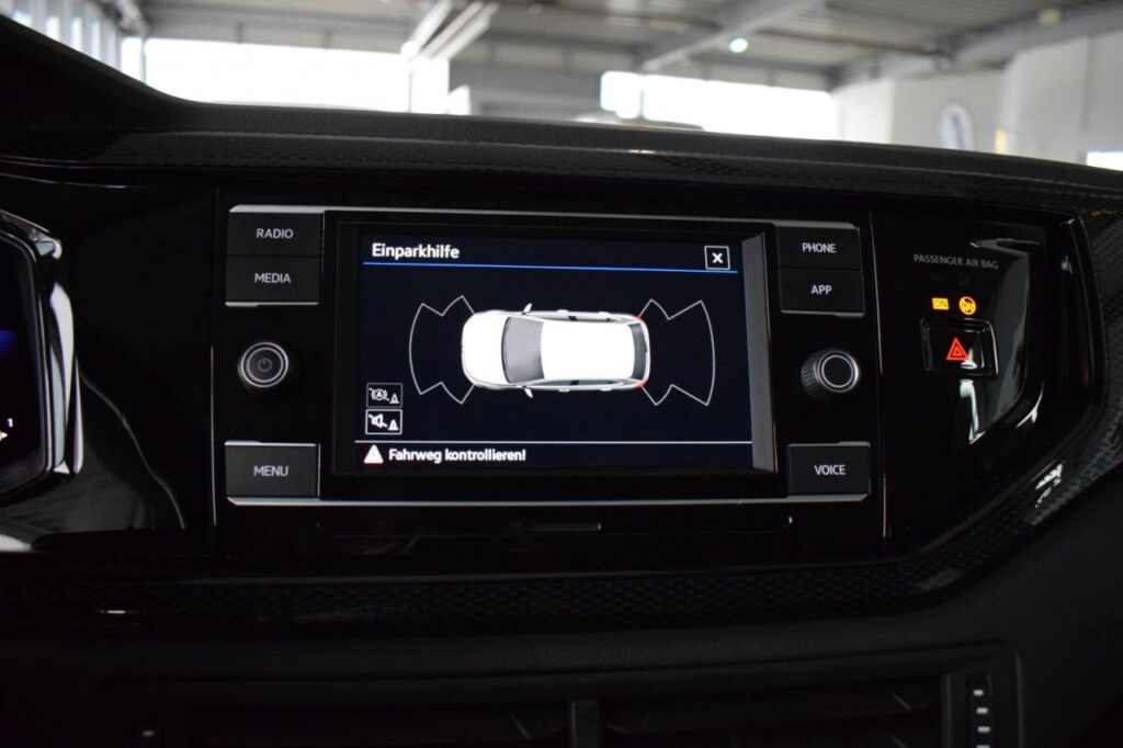 Volkswagen Polo Exposé-Bild 16