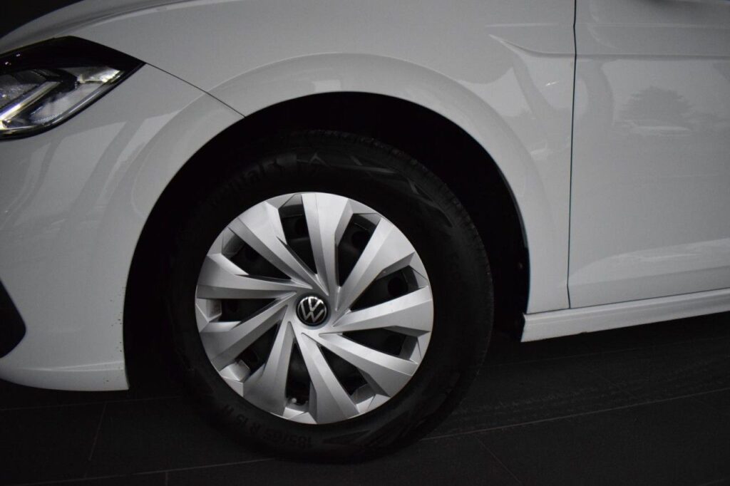 Volkswagen Polo Exposé-Bild 17