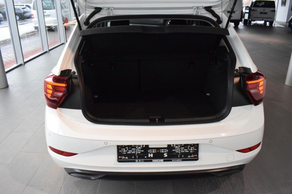 Volkswagen Polo Exposé-Bild 9