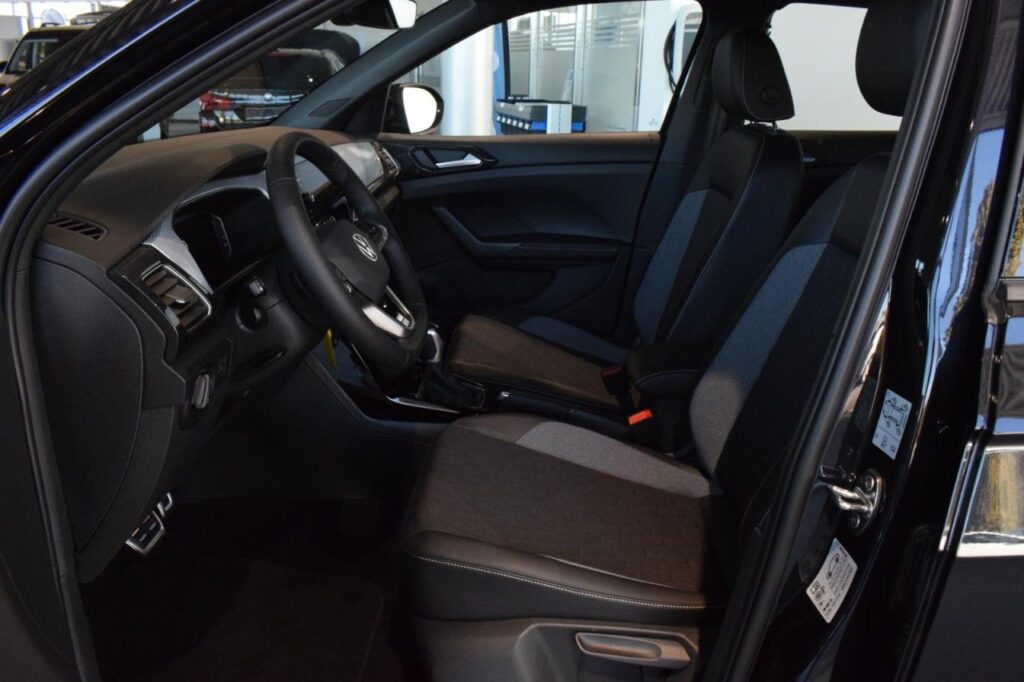 webc vehicle 69994 428789207 006.jpg
