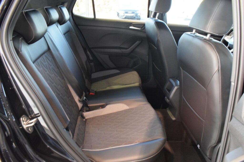 webc vehicle 69994 428789207 008.jpg