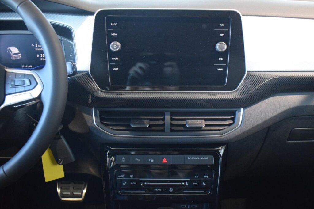 webc vehicle 69994 428789207 014.jpg