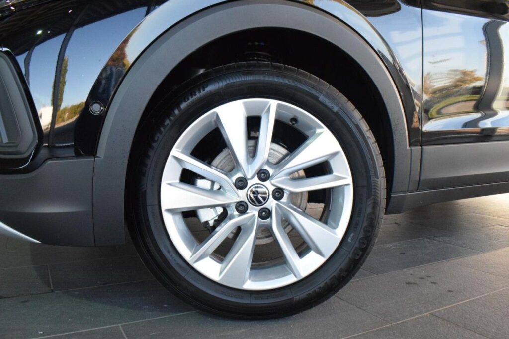 webc vehicle 69994 428789207 019.jpg