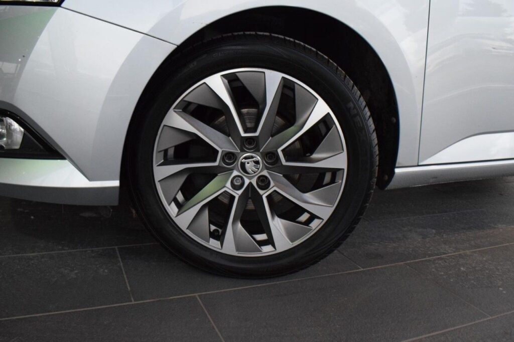 Skoda Fabia Exposé-Bild 16